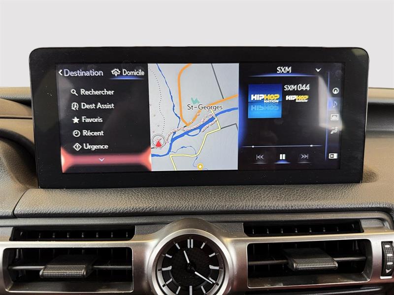 lexus IS 300 2022 - 6