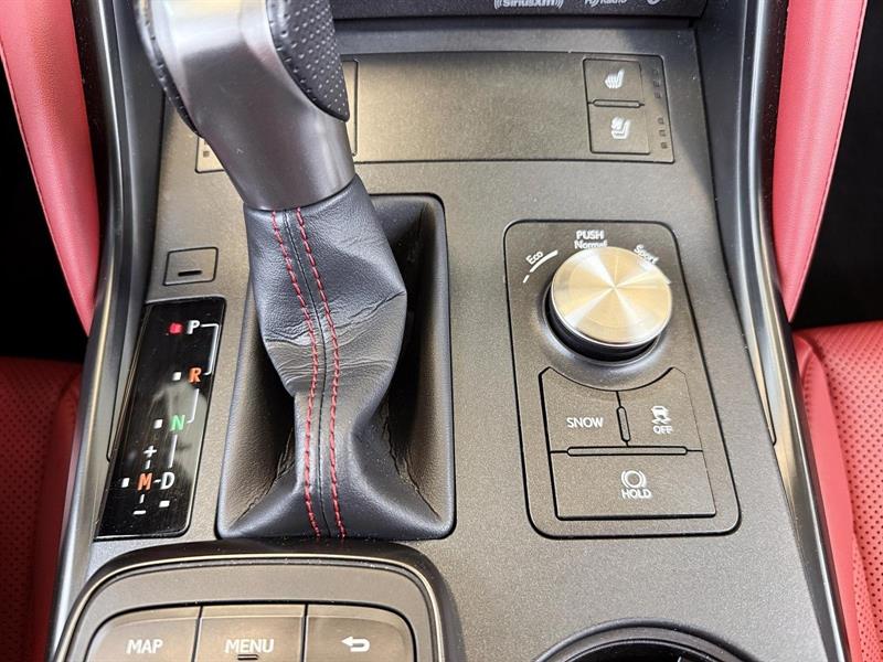 lexus IS 300 2022 - 30