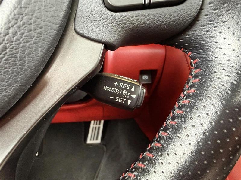 lexus IS 300 2022 - 35