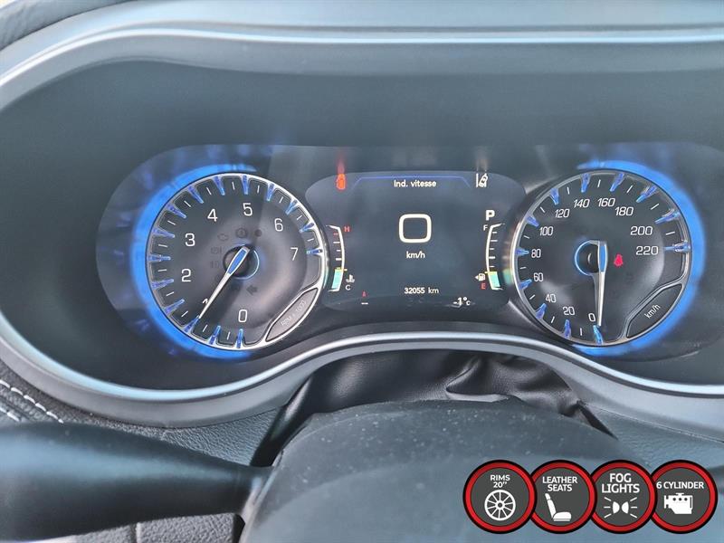 chrysler Pacifica 2022 - 14