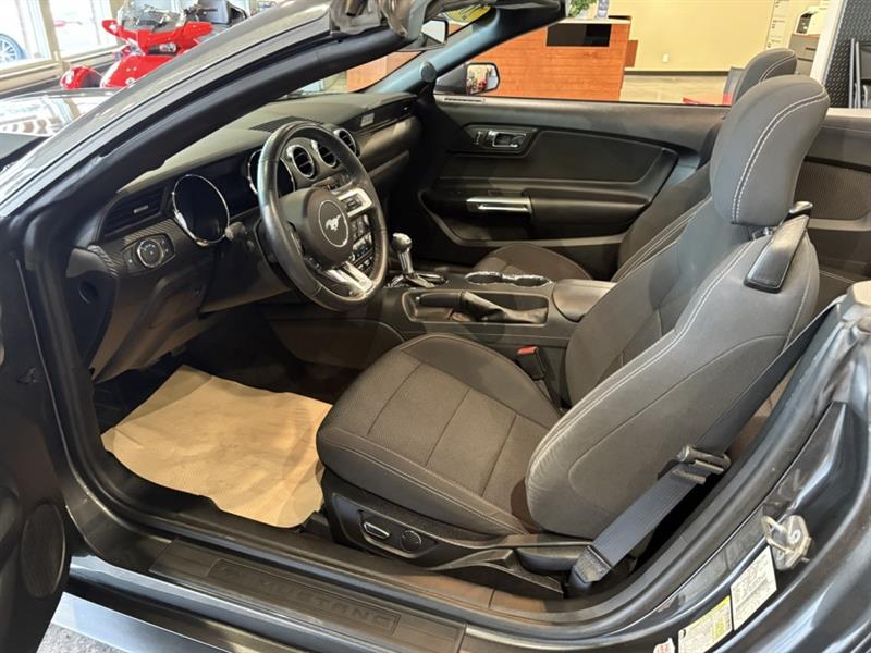 ford Mustang 2017 - 21