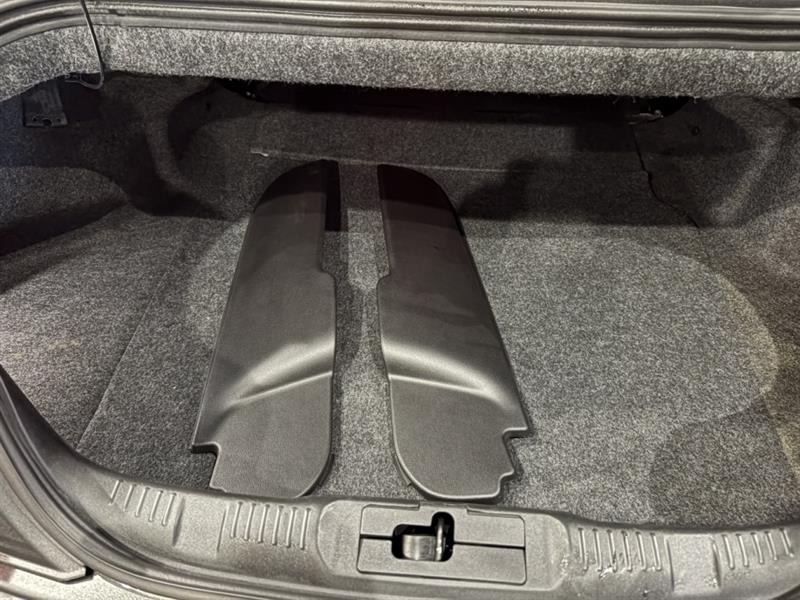 ford Mustang 2017 - 32