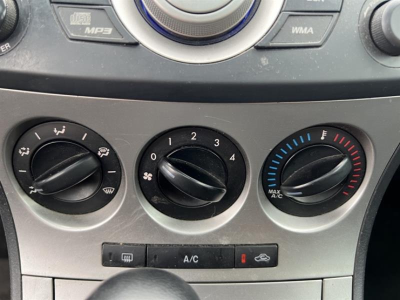 mazda Mazda3 2010 - 13