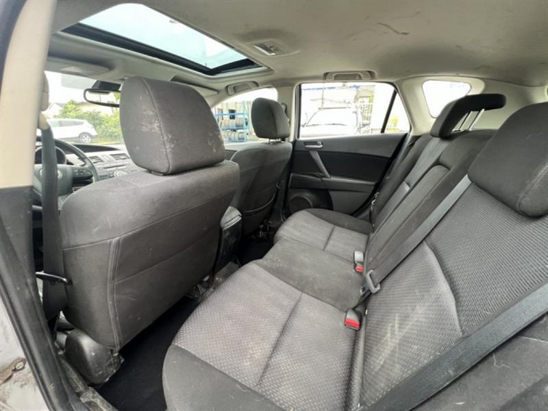 mazda Mazda3 2010 - 17