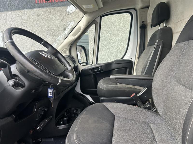 ram ProMaster fourgonnette utilitaire 2021 - 9