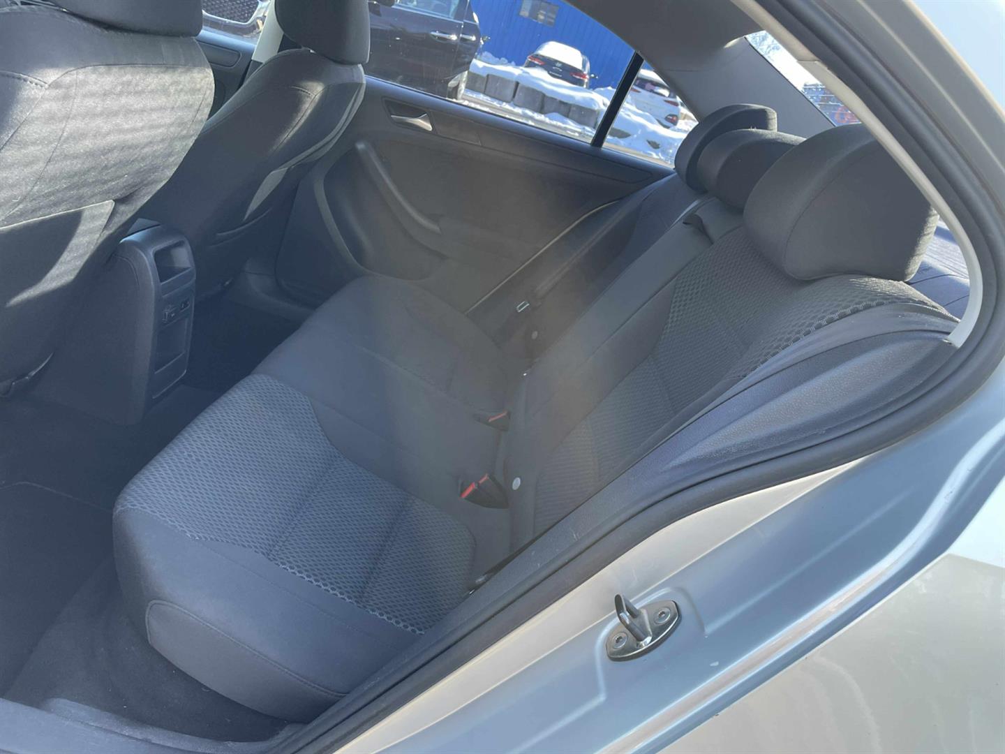 volkswagen Jetta Sedan 2011 - 9