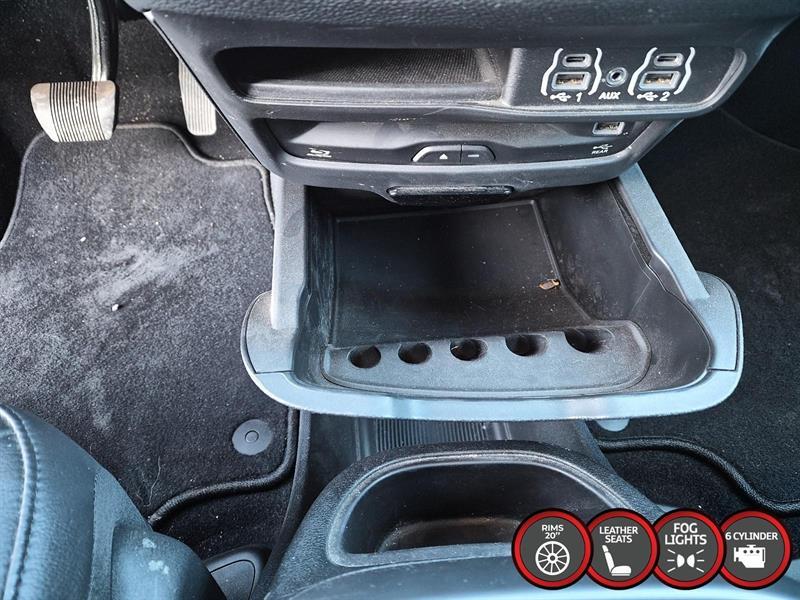 chrysler Pacifica 2022 - 17