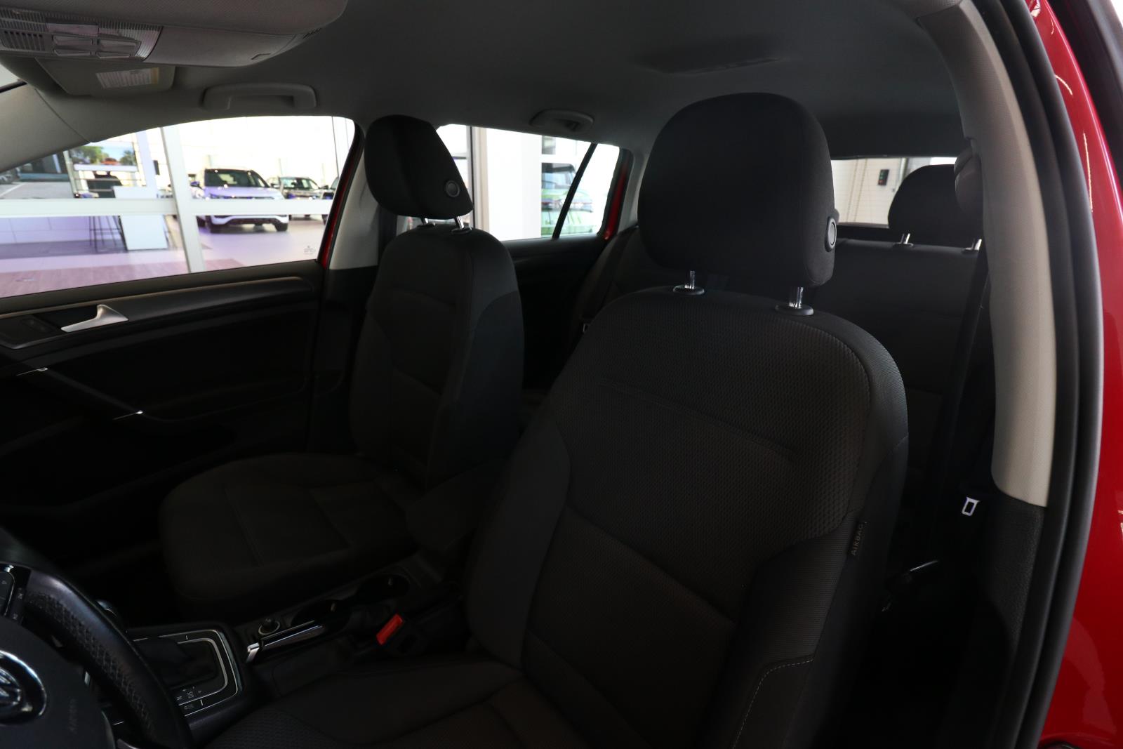 volkswagen Golf SportWagen 2018 - 11