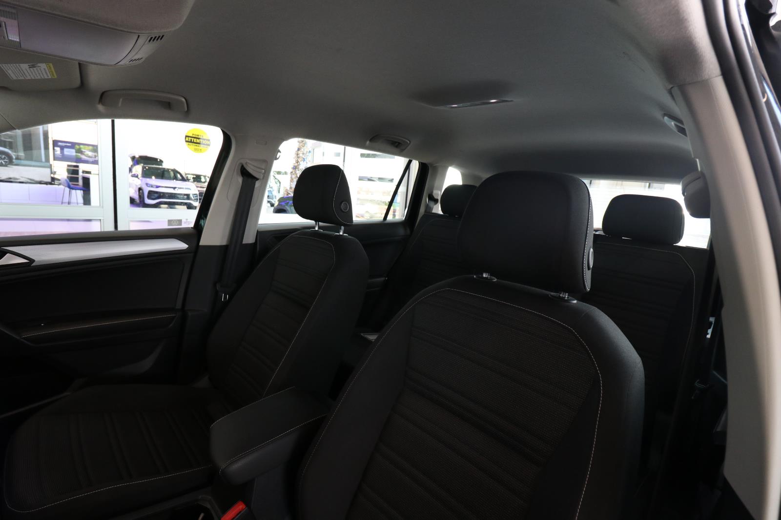 volkswagen Tiguan 2023 - 11