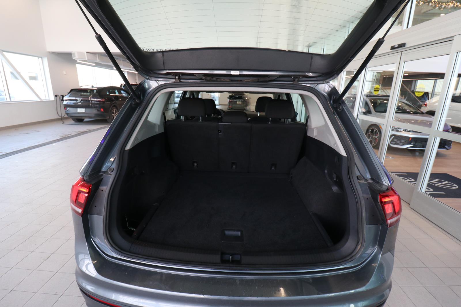 volkswagen Tiguan 2021 - 16