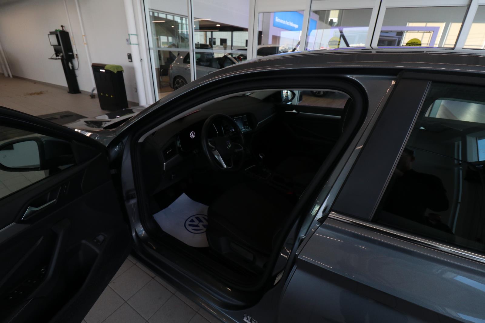 volkswagen Jetta 2024 - 9