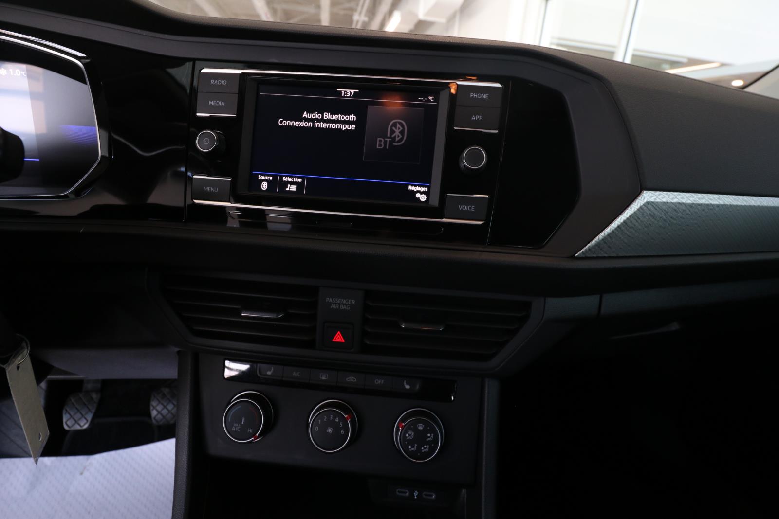 volkswagen Jetta 2024 - 12