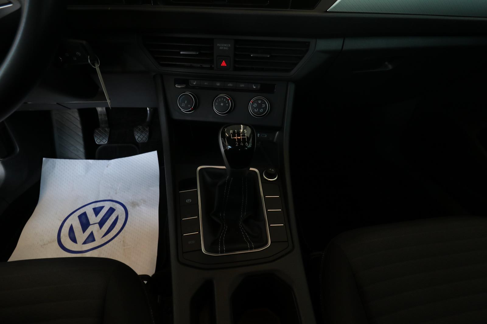 volkswagen Jetta 2024 - 13