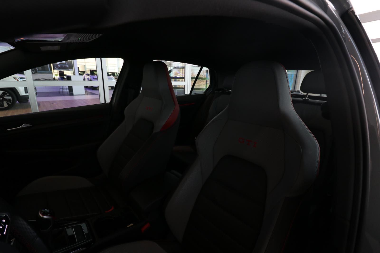 volkswagen Golf GTI 2023 - 10