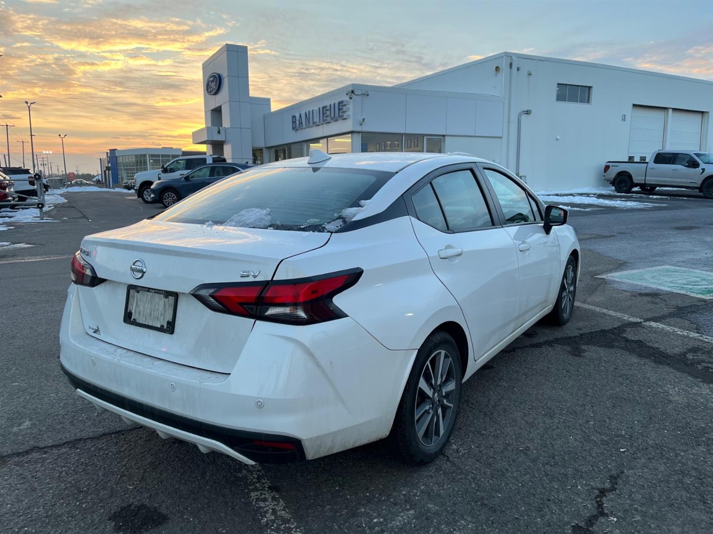 nissan Versa 2022 - 4