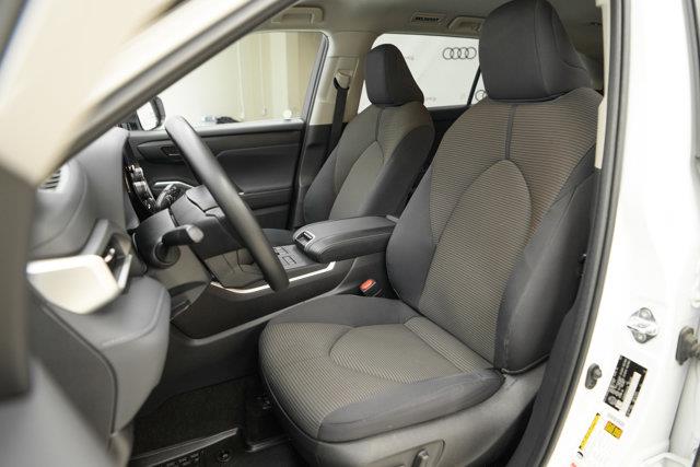 toyota Highlander 2023 - 21