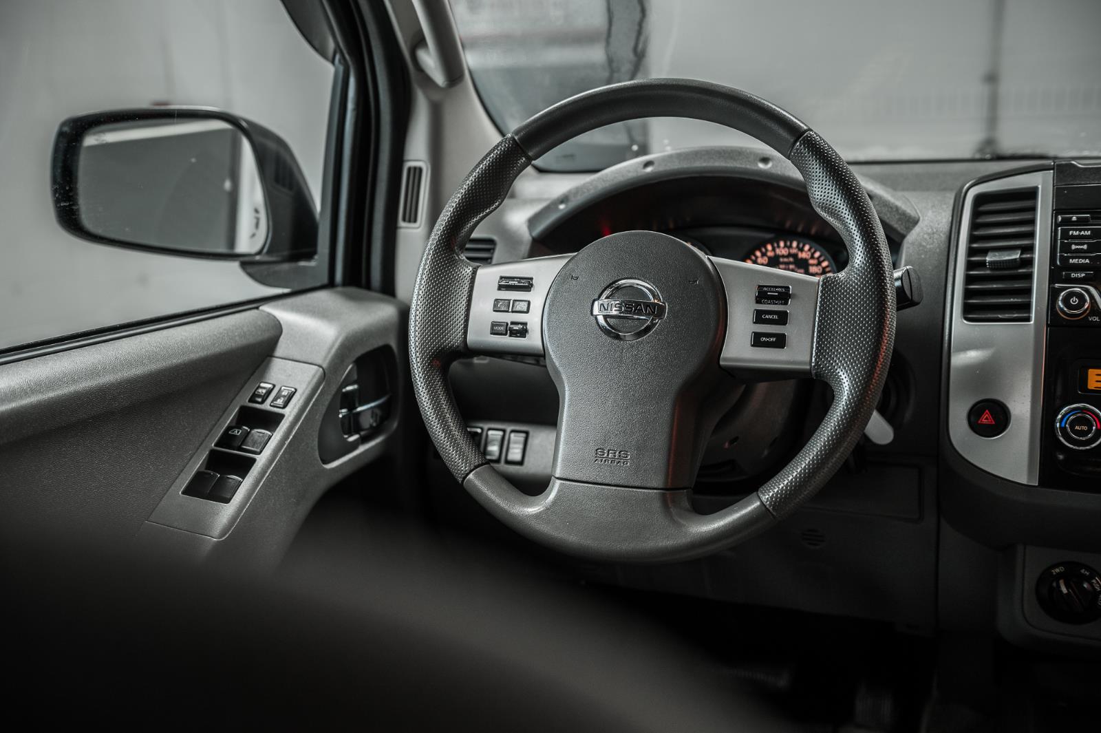 nissan Frontier 2016 - 32