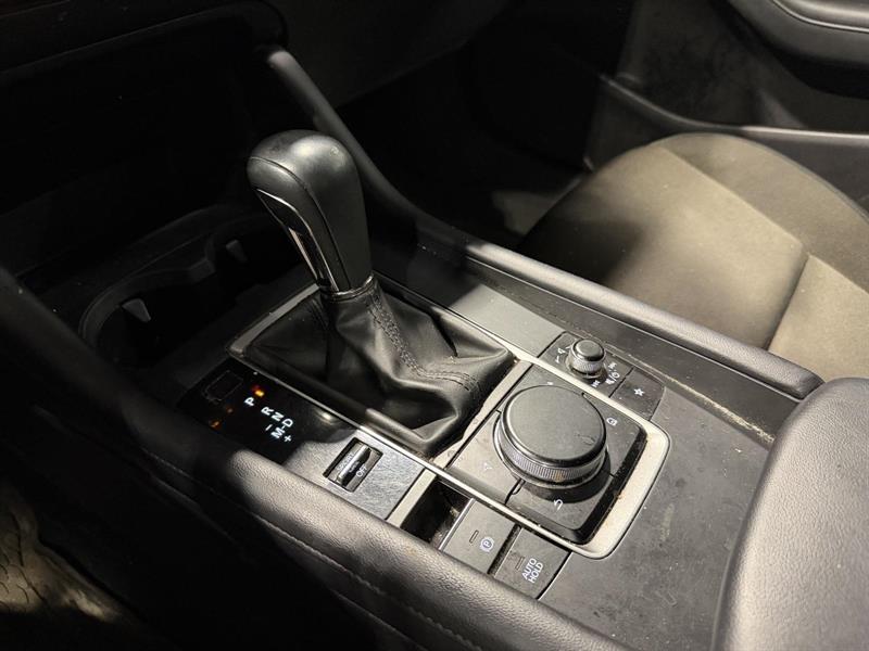 mazda Mazda3 2022 - 16