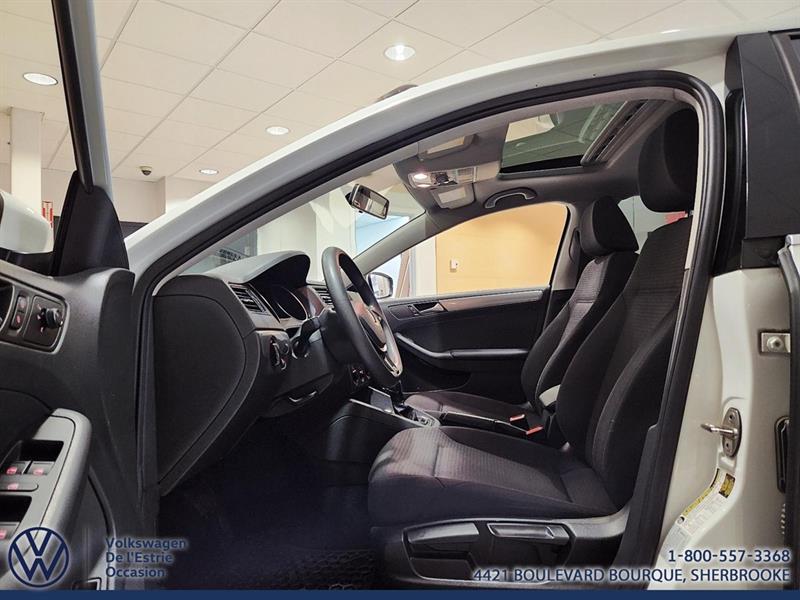 volkswagen Jetta 2015 - 10