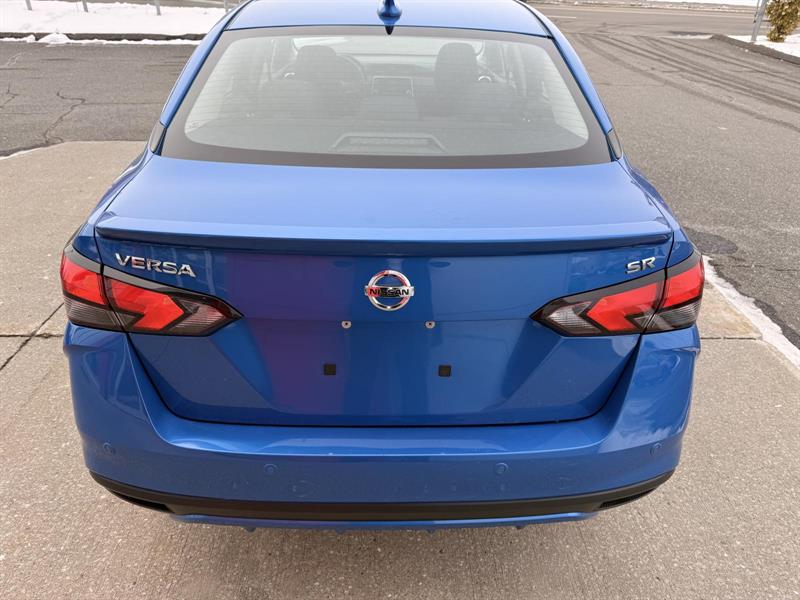 nissan Versa 2022 - 7