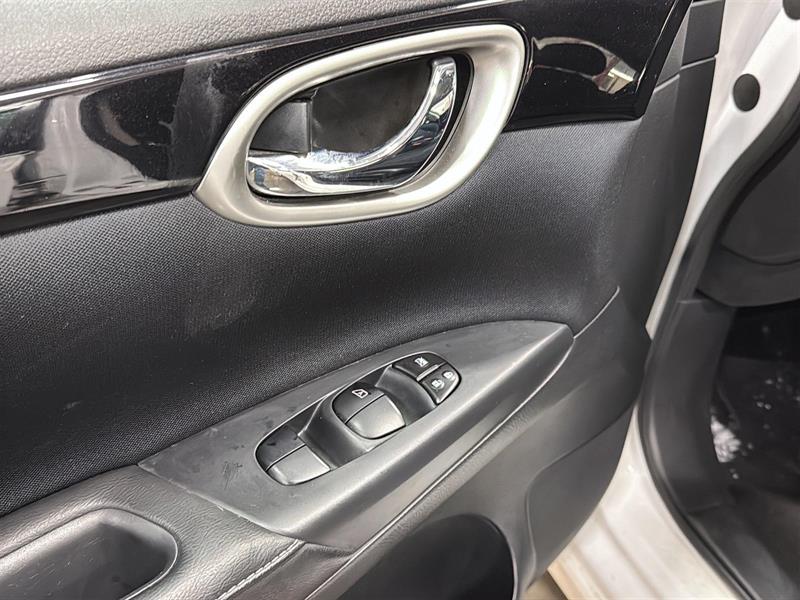 nissan Sentra 2017 - 10