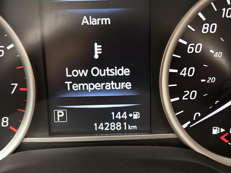 nissan Sentra 2017 - 16