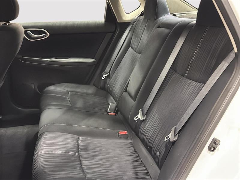 nissan Sentra 2017 - 22