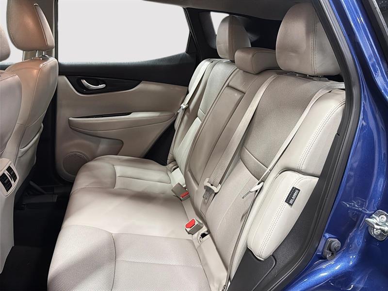 nissan Qashqai 2023 - 25