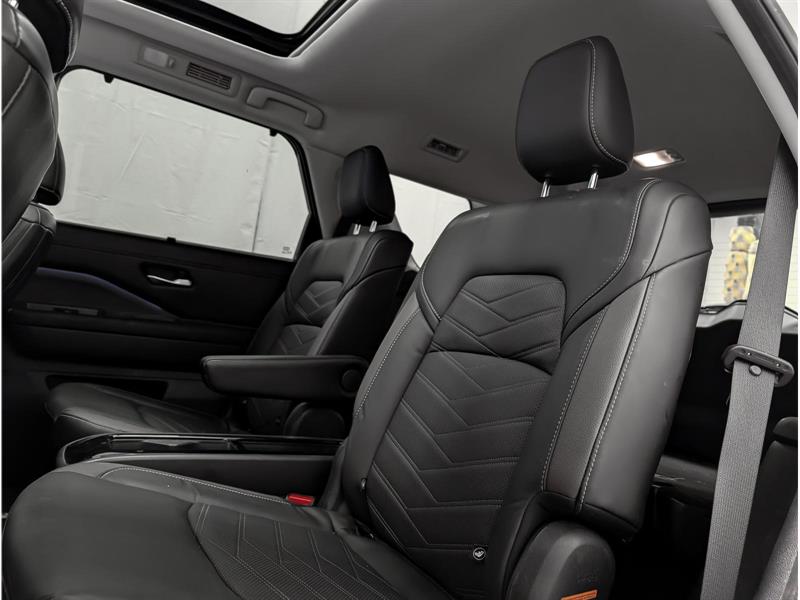 nissan Pathfinder 2023 - 8