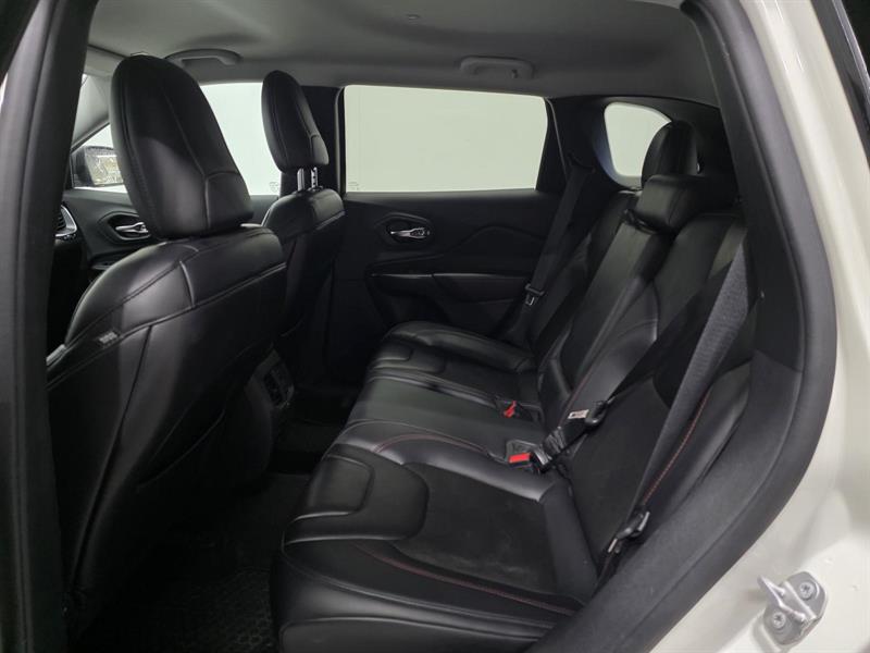 jeep Cherokee 2019 - 9