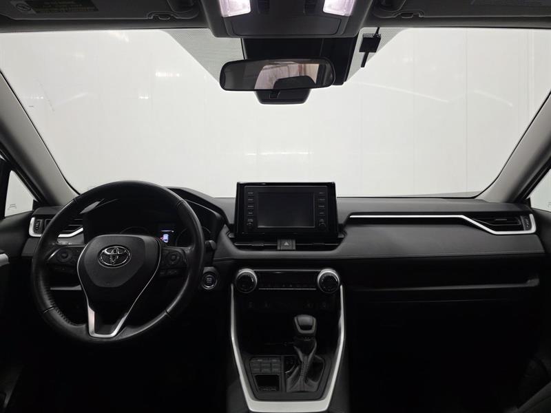 toyota RAV4 2022 - 16