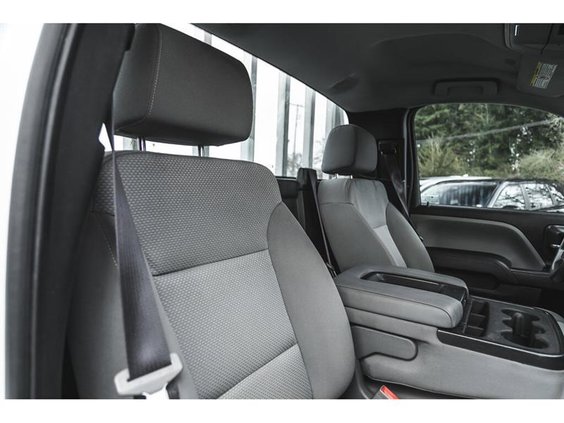 chevrolet Silverado 3500HD 2017 - 28