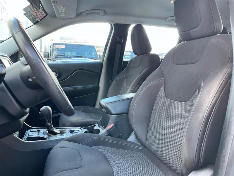 jeep Cherokee 2019 - 13