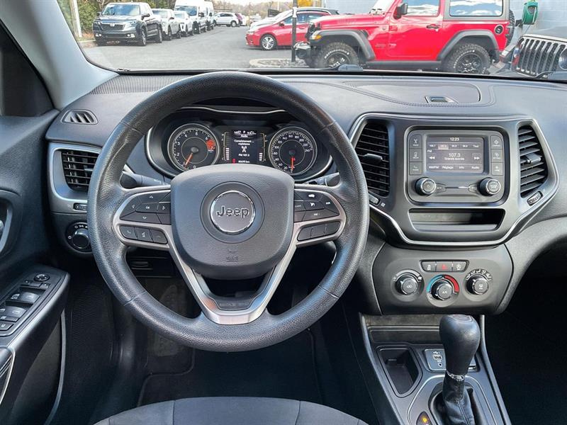 jeep Cherokee 2019 - 16