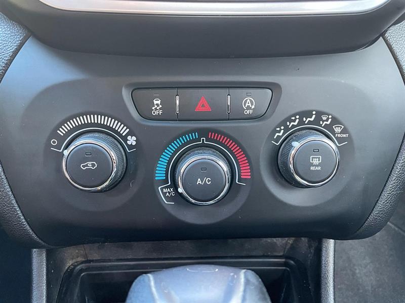 jeep Cherokee 2019 - 23