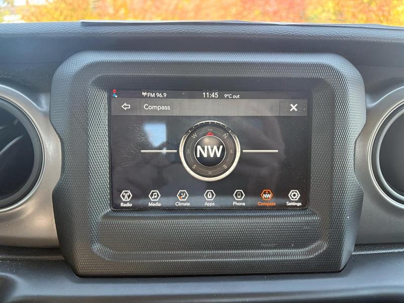 jeep Wrangler 2022 - 17