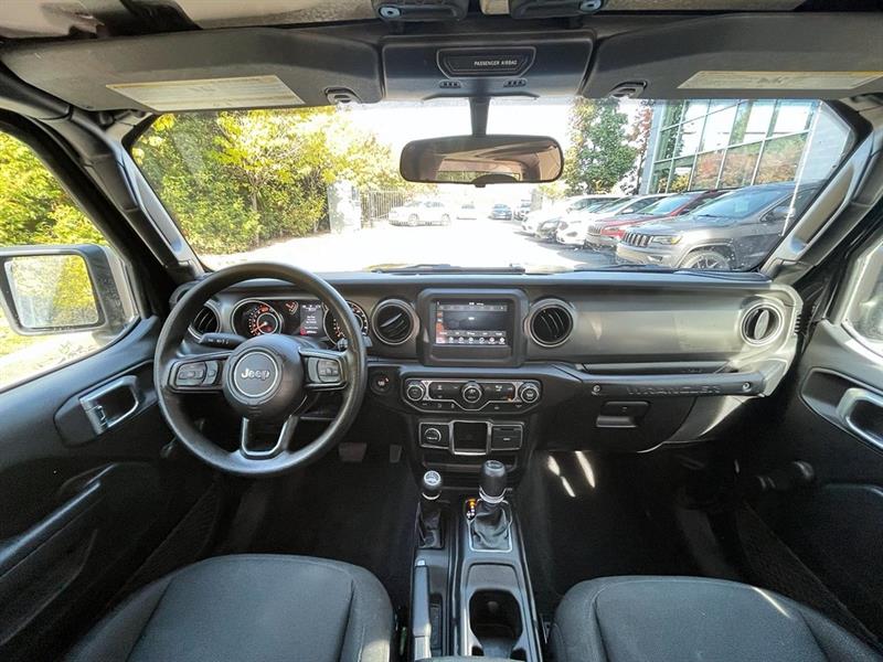 jeep Wrangler 2023 - 11