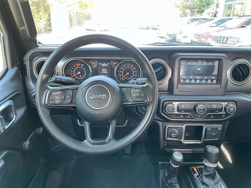 jeep Wrangler 2023 - 12