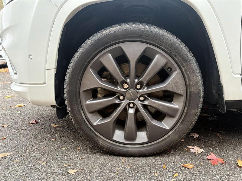 jeep Cherokee 2021 - 12