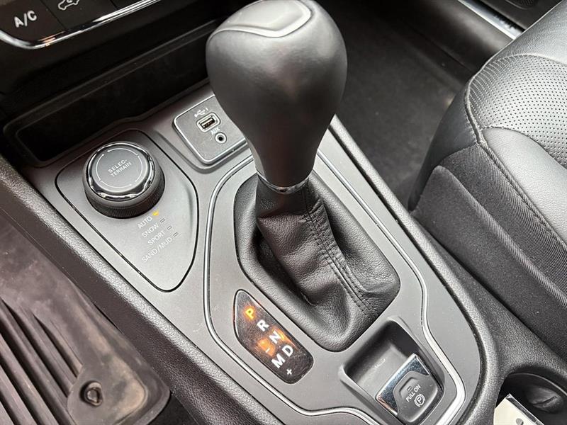 jeep Cherokee 2021 - 25