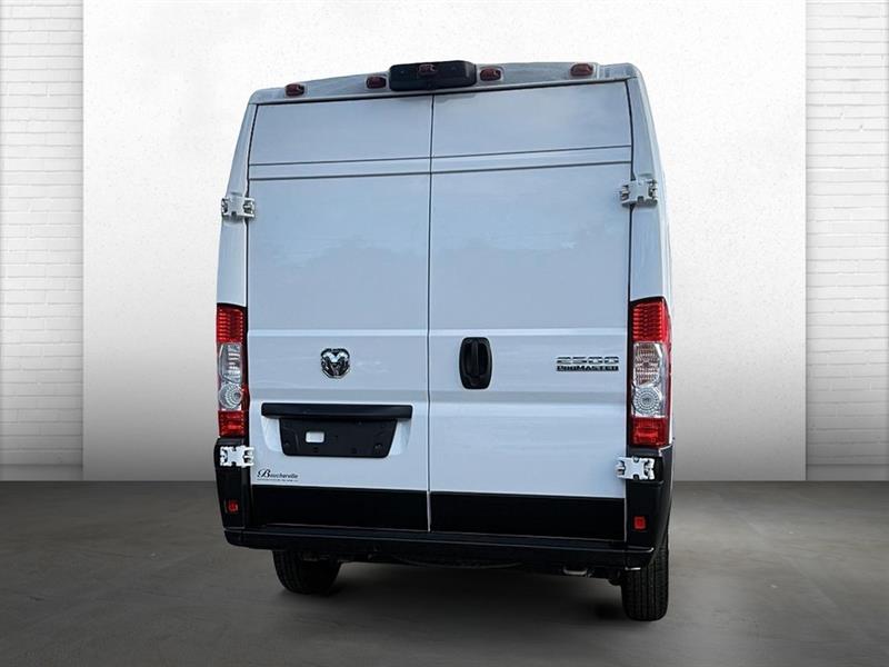 ram ProMaster Cargo Van 2023 - 10