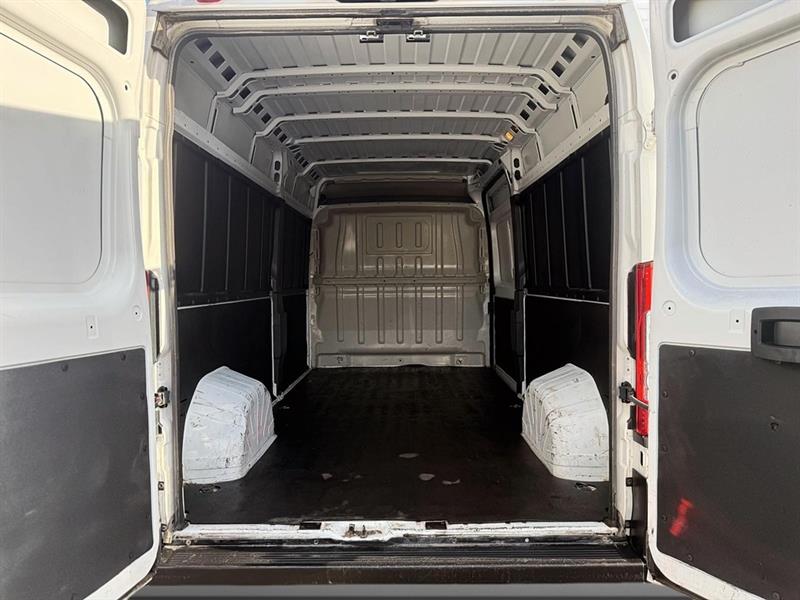 ram ProMaster Cargo Van 2023 - 13