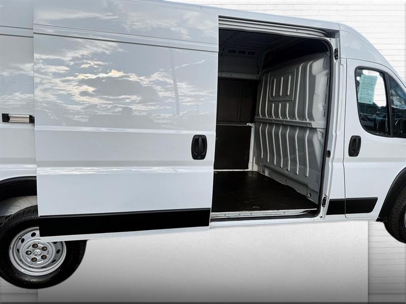 ram ProMaster Cargo Van 2023 - 14