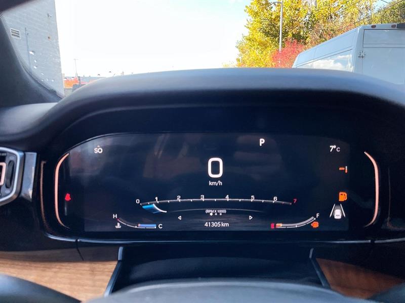 jeep Grand Wagoneer 2022 - 31