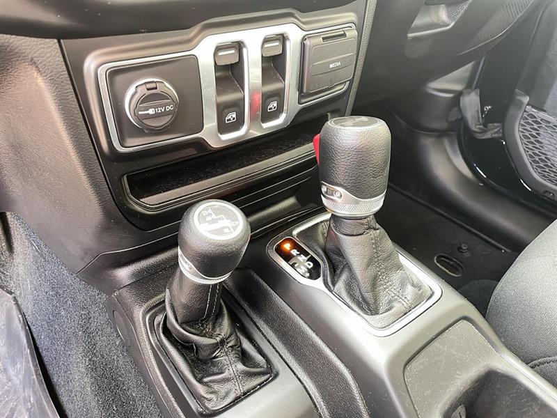 jeep Wrangler 2022 - 21