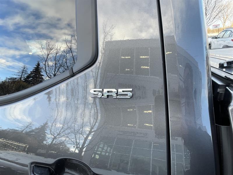 toyota Tundra 2023 - 12