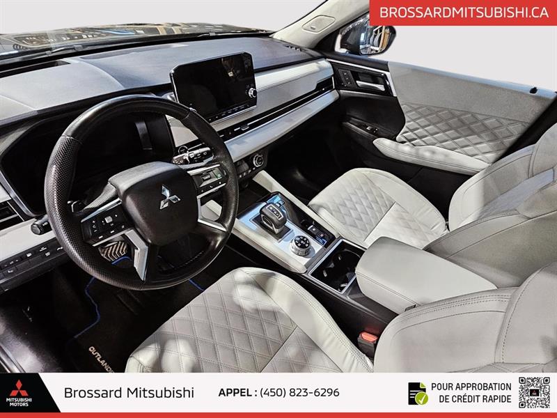 mitsubishi Outlander rechargeable 2023 - 13