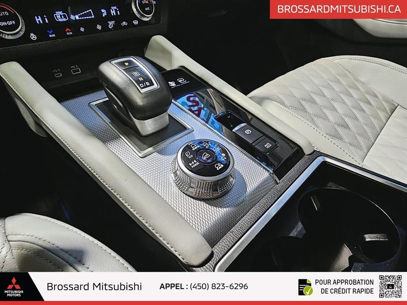 mitsubishi Outlander rechargeable 2023 - 26