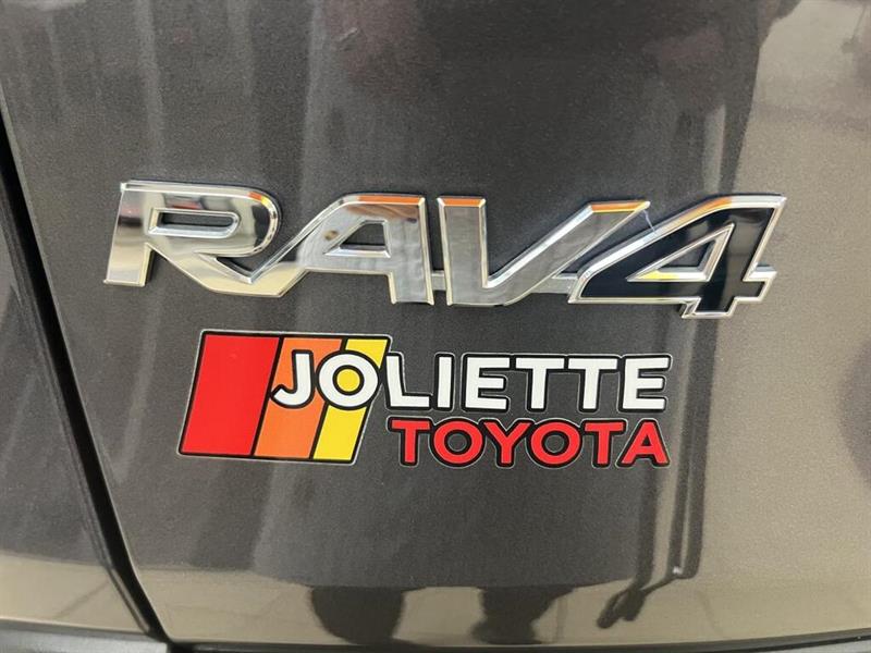 toyota RAV4 2022 - 11