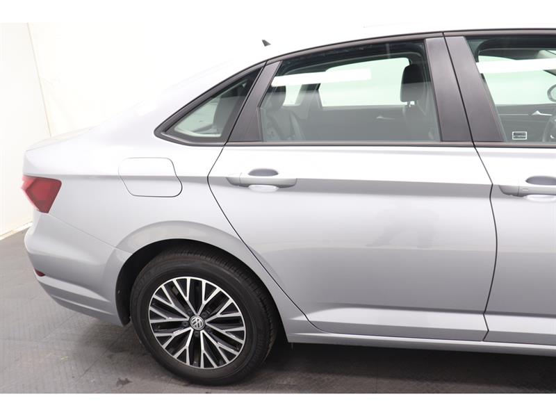 volkswagen Jetta 2020 - 12